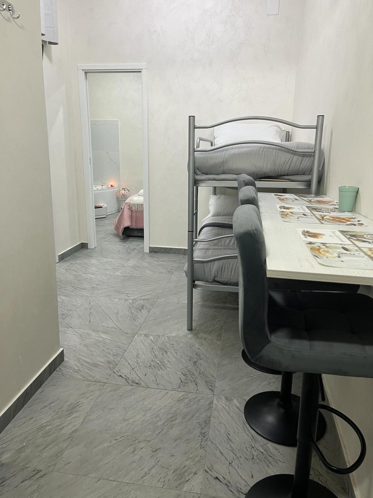 Apartament House Napoli Capodichino Zewnętrze zdjęcie